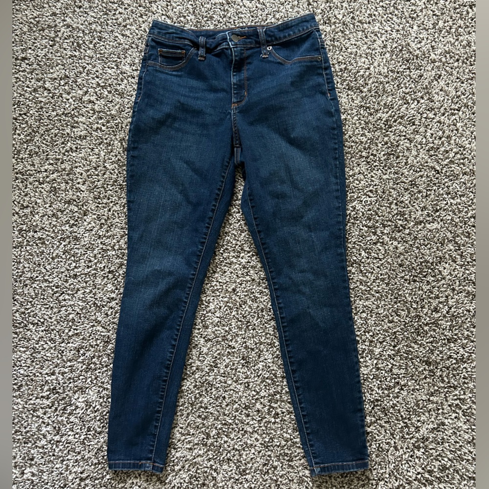 Universal Thread skinny jeans size 6/28s